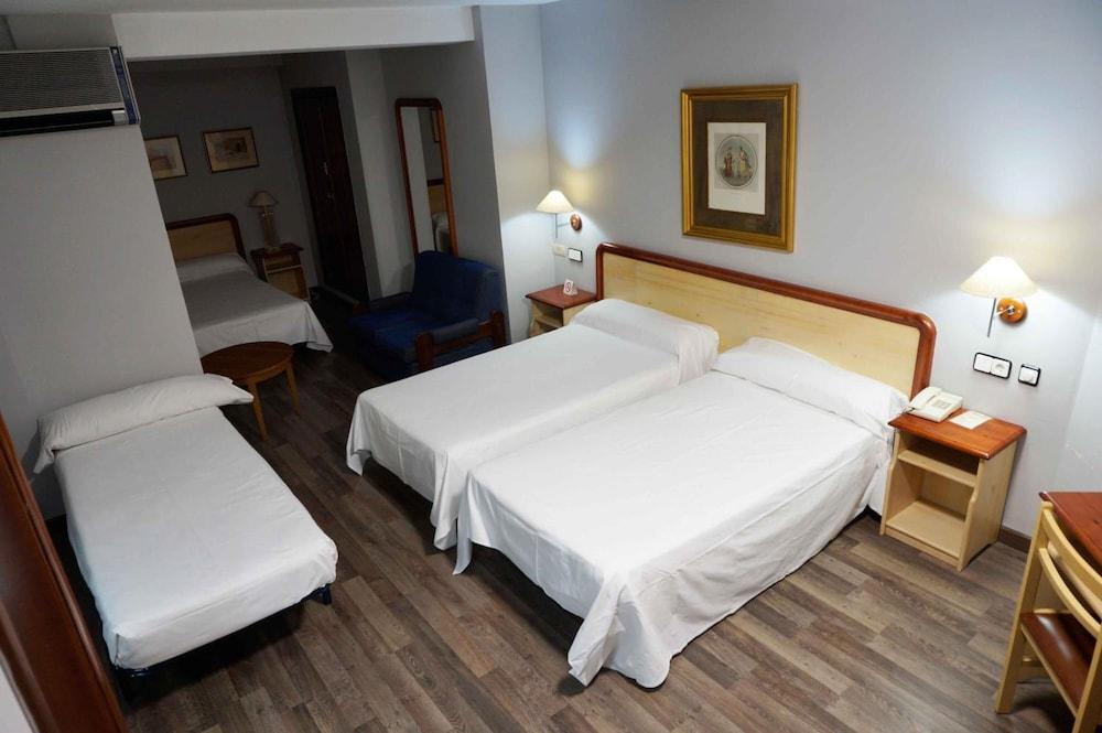 Cesaraugusta Hotel Zaragoza Exterior foto