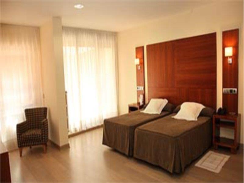 Cesaraugusta Hotel Zaragoza Exterior foto