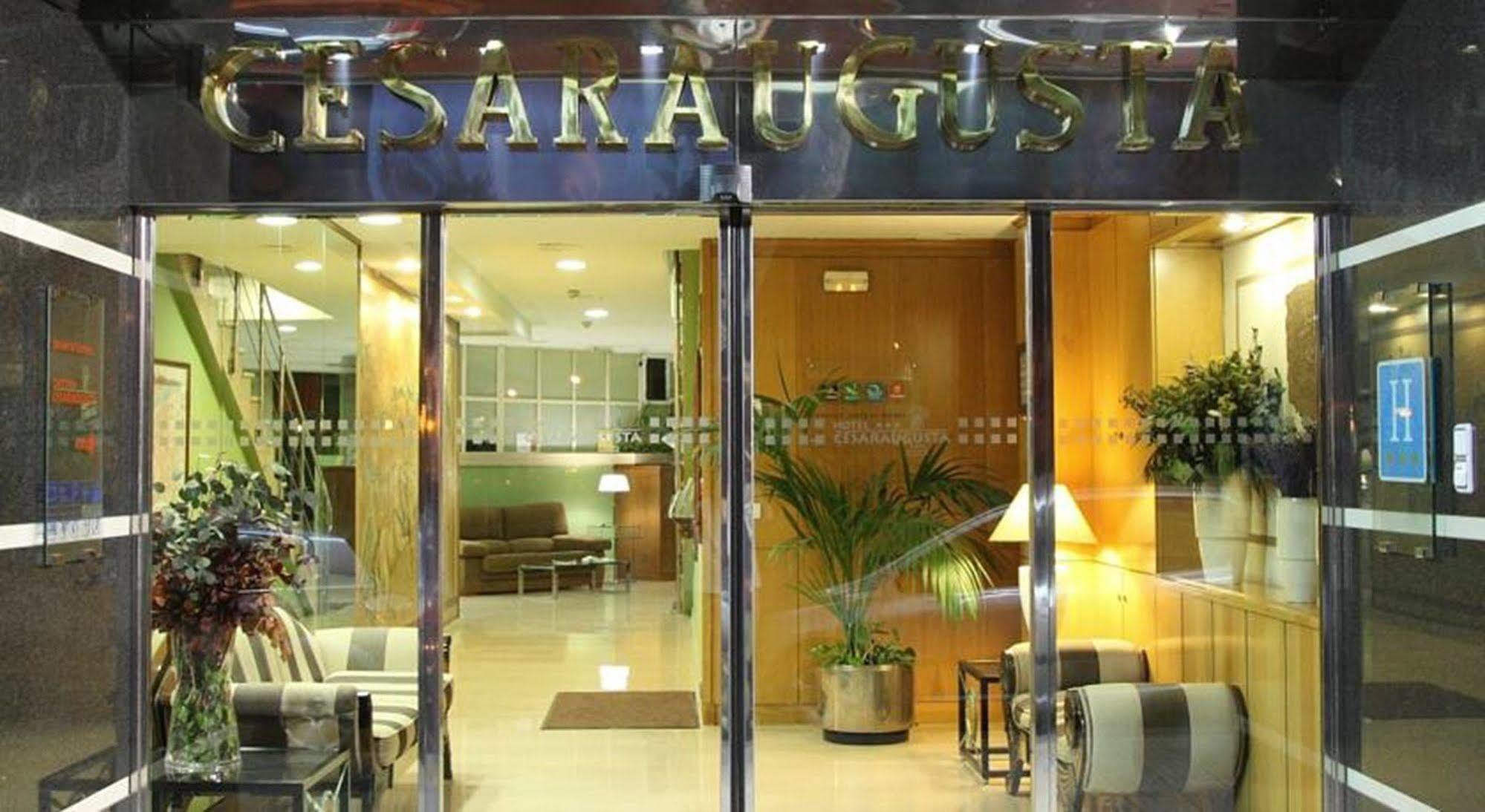 Cesaraugusta Hotel Zaragoza Exterior foto